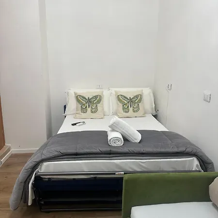 Western Termini Guest house *