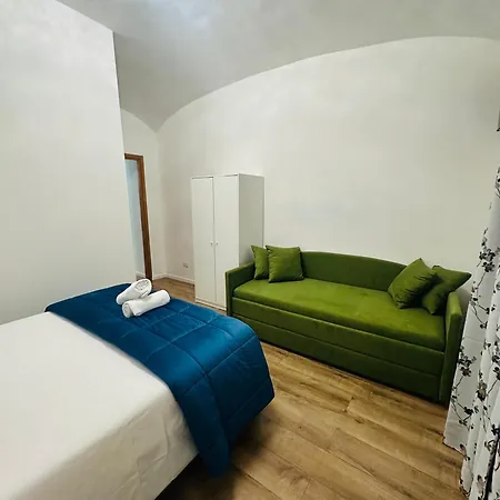 Pensión Western Termini *