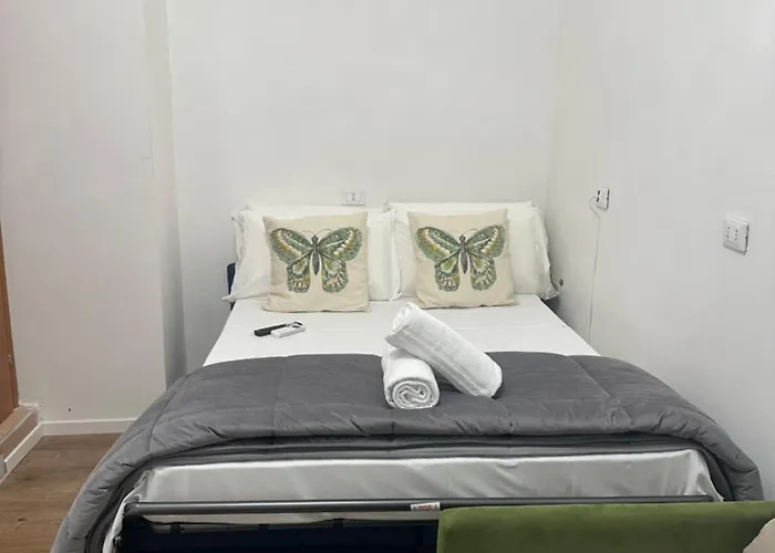 Western Termini 招待所 *